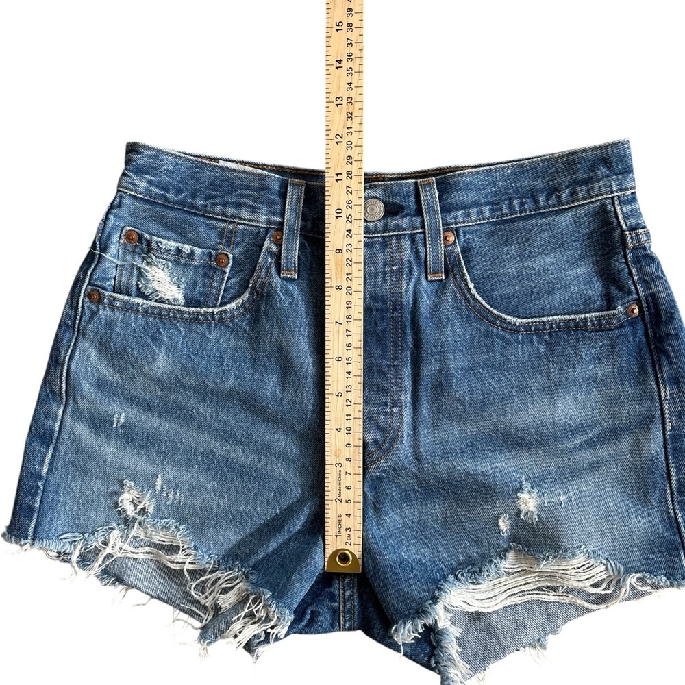 Levi's 501 Big E Premium Distressed Cutoff Denim Shorts - Blue 27 - Picture 9 of 16